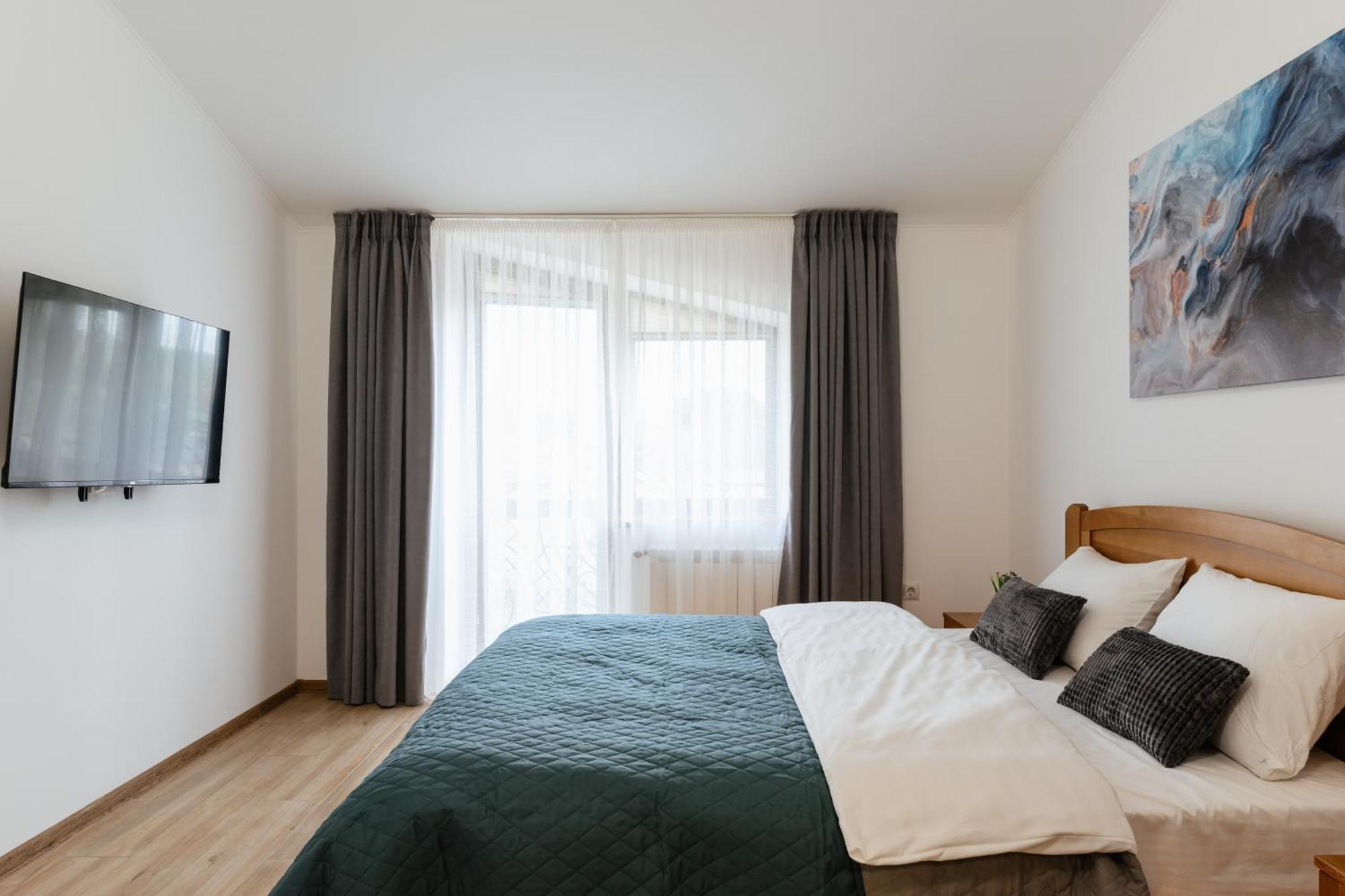 Luxury Apartments Uzhorod Dış mekan fotoğraf