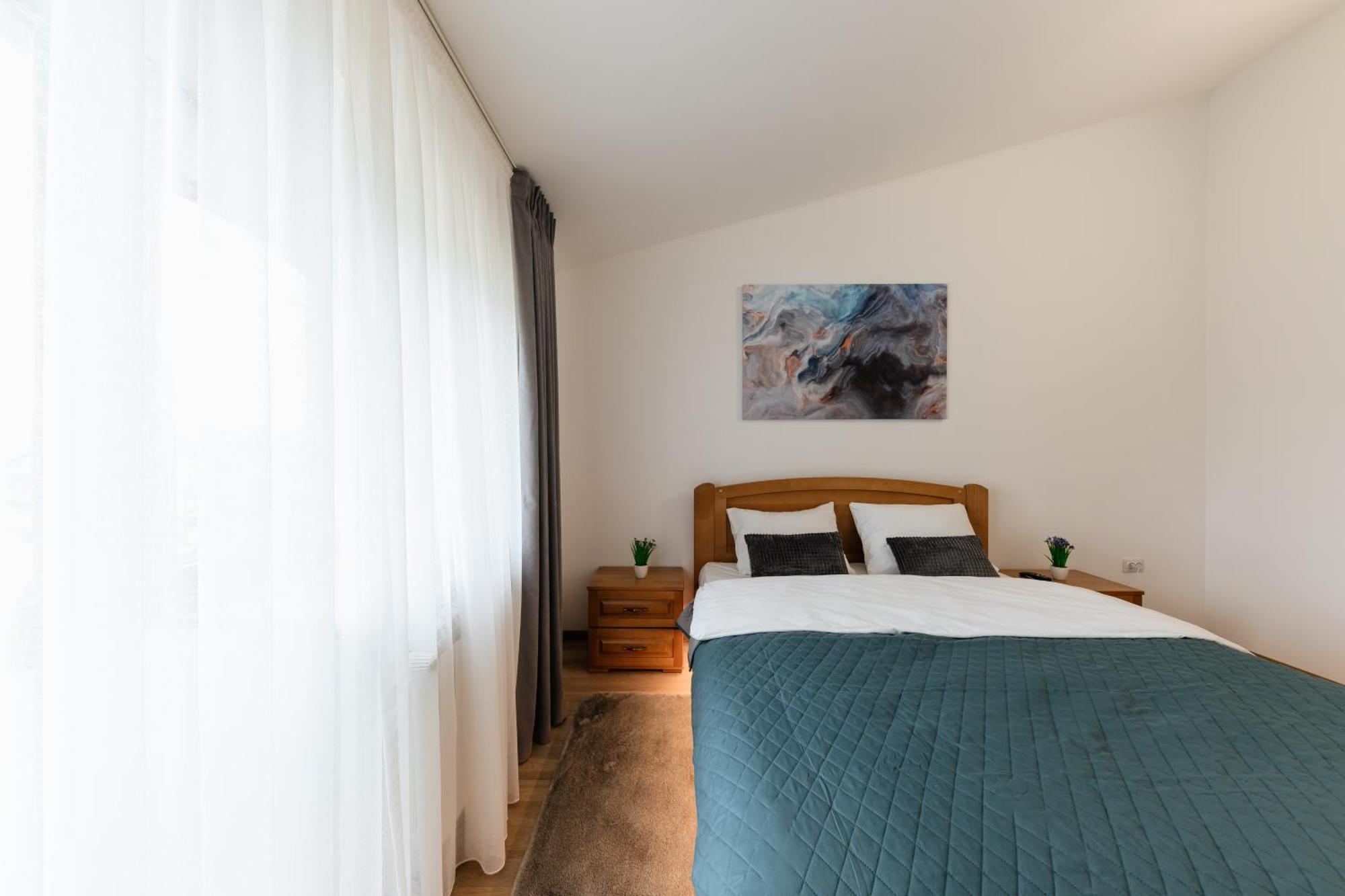 Luxury Apartments Uzhorod Dış mekan fotoğraf