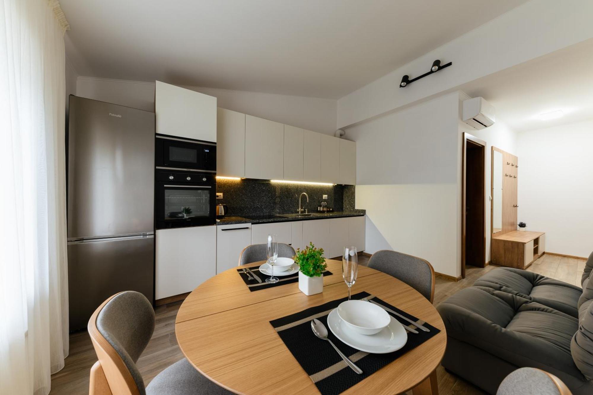 Luxury Apartments Uzhorod Dış mekan fotoğraf